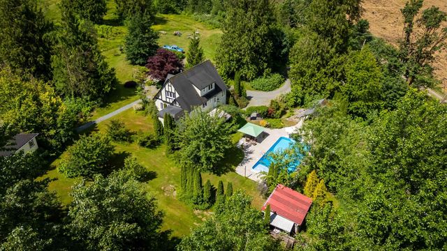 8561 Bradner Road, Abbotsford