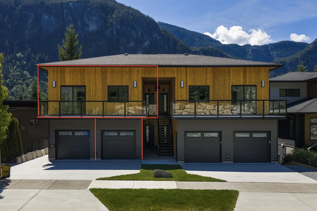 2098 Crumpit Woods Drive 2, Squamish