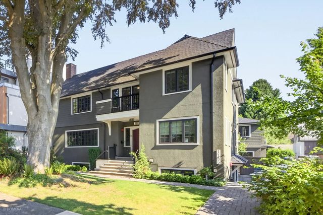1157 W 33rd Avenue 2, Vancouver