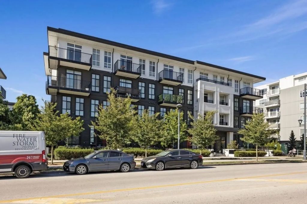 13933 105 Boulevard, Surrey