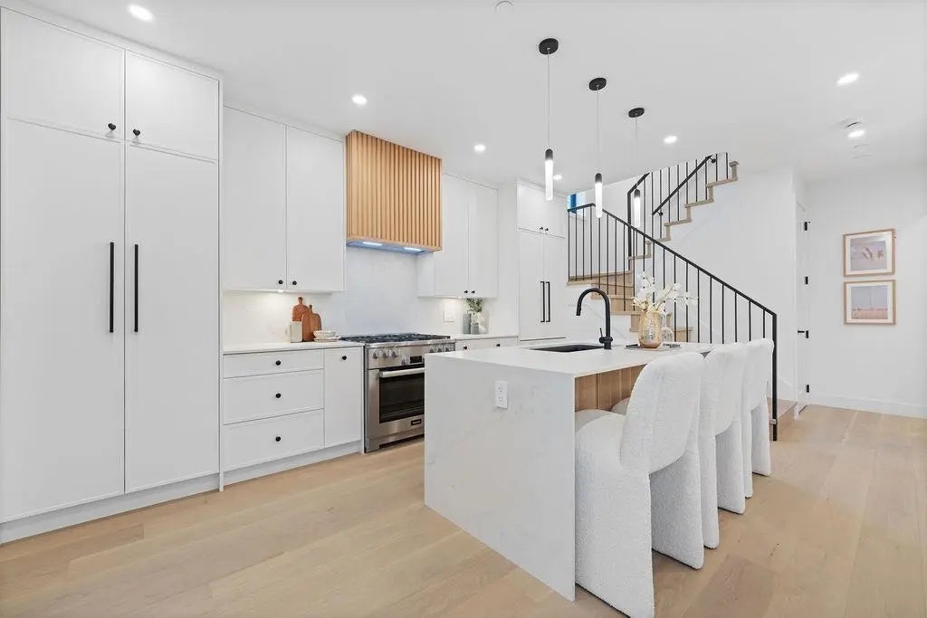 2846 W 12th Avenue 1, Vancouver