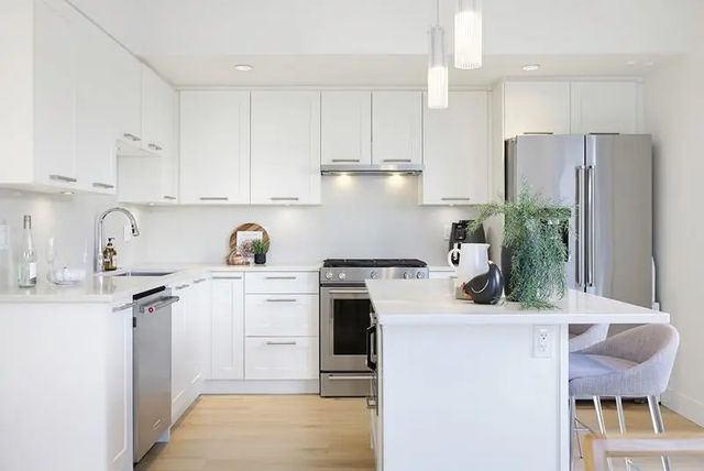 2277 Oak Meadows Drive 190, Surrey
