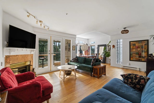 4688 W 10th Avenue 402, Vancouver