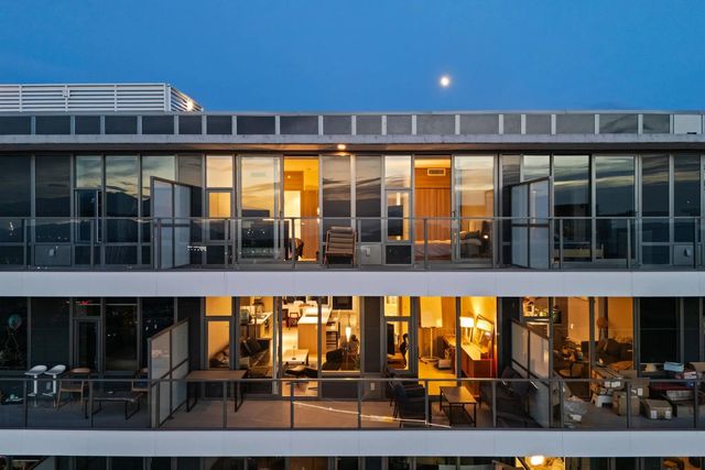 8671 Hazelbridge Way 1483, Richmond