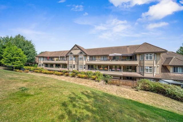 160 Shoreline Circle 302, Port Moody