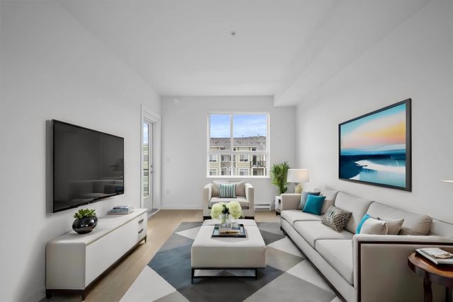 20695 Eastleigh Crescent 510, Langley