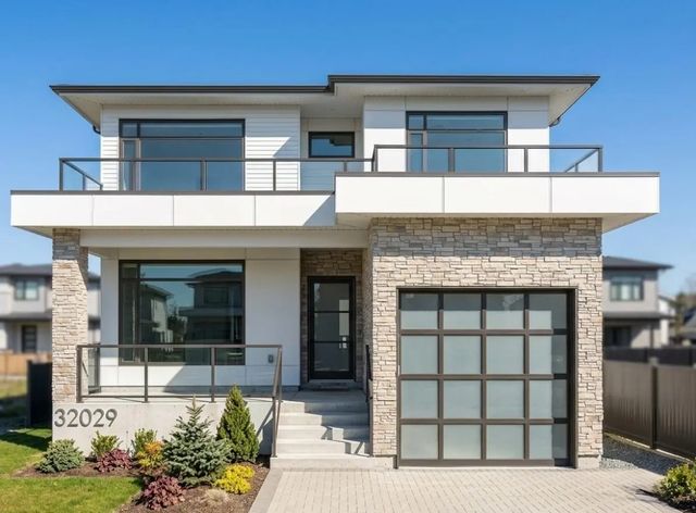 32029 Joyce Avenue, Abbotsford