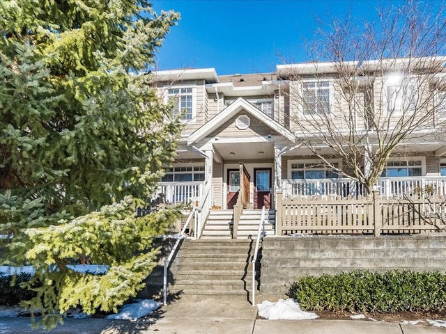 6852 193 Street 18, Surrey