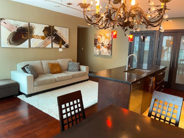 168 E Esplanade 702, North Vancouver