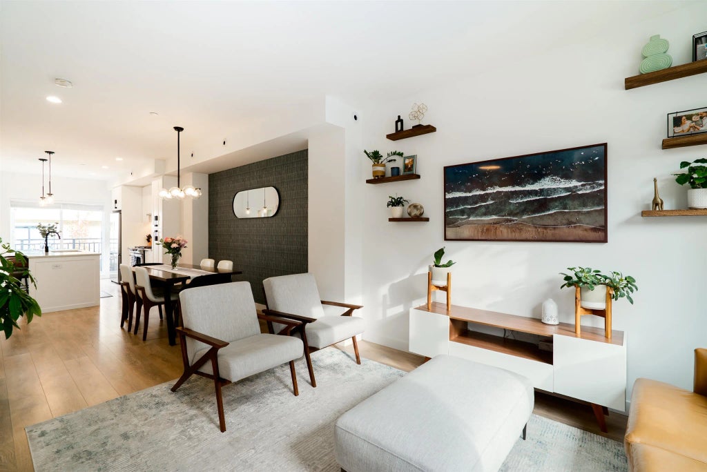 2834 Hope Street, Port Moody