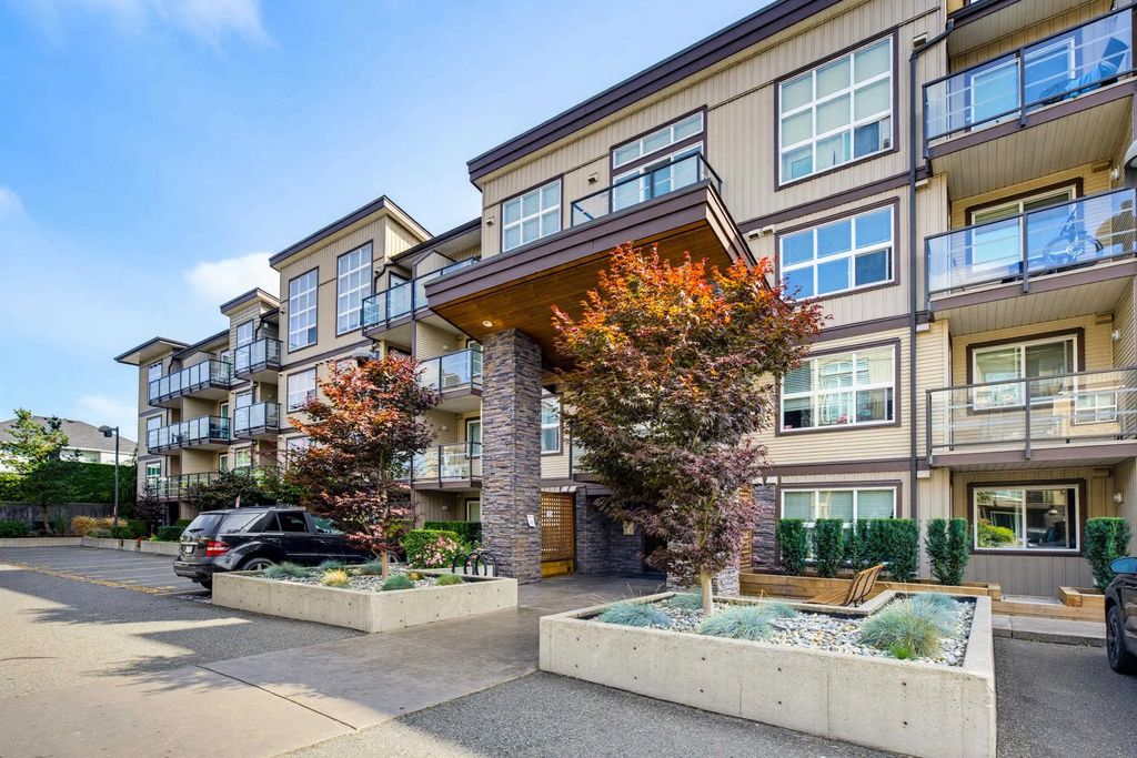 30525 Cardinal Avenue 204, Abbotsford