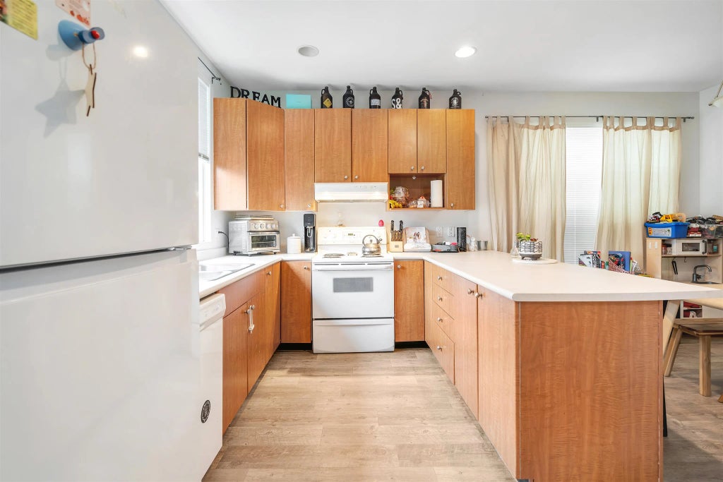 10268 242b Street, Maple Ridge