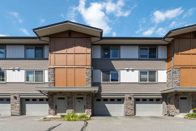 34248 King Road 76, Abbotsford