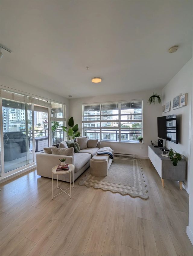 603 Regan Avenue 409, Coquitlam