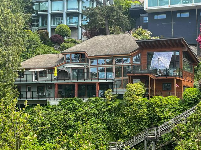 55xx Parthenon Place, West Vancouver