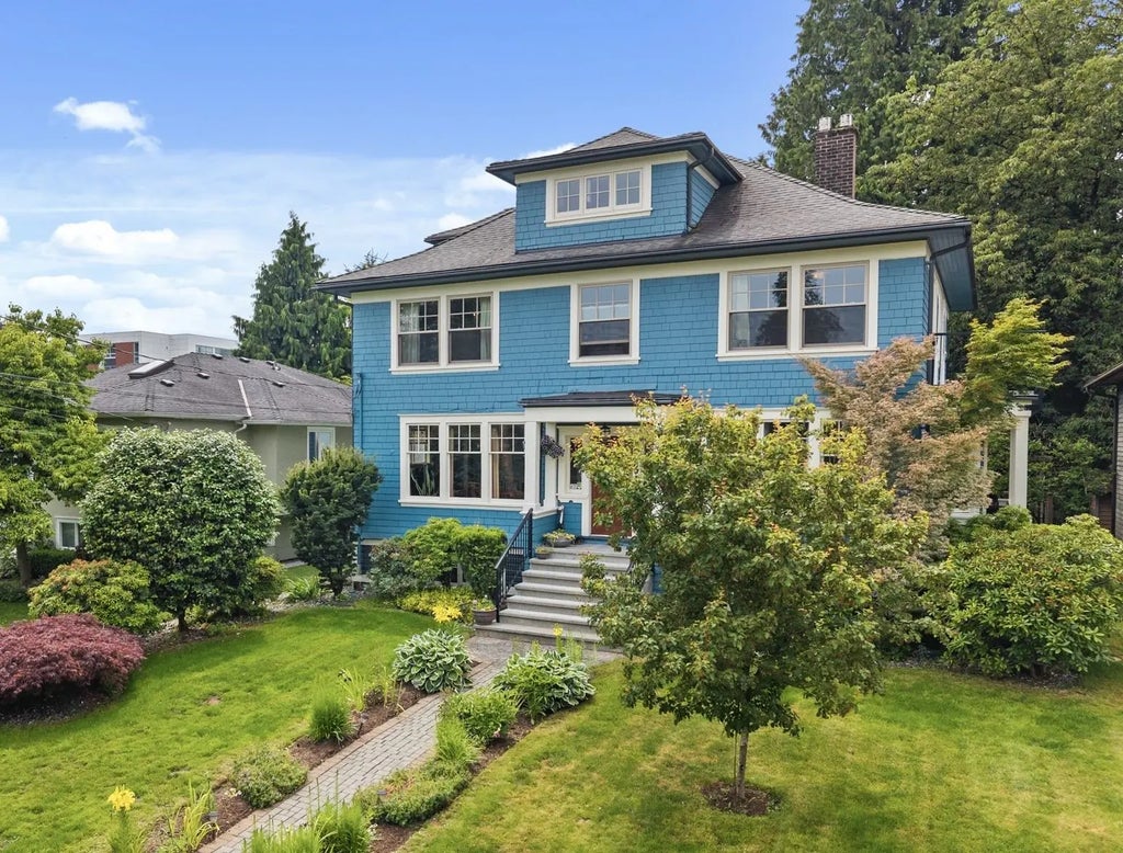 922 Fifth Street, New Westminster