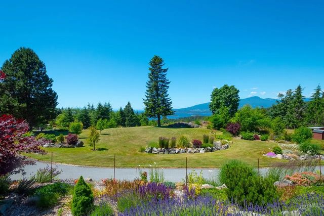 465 Sunset Road, Bowen Island