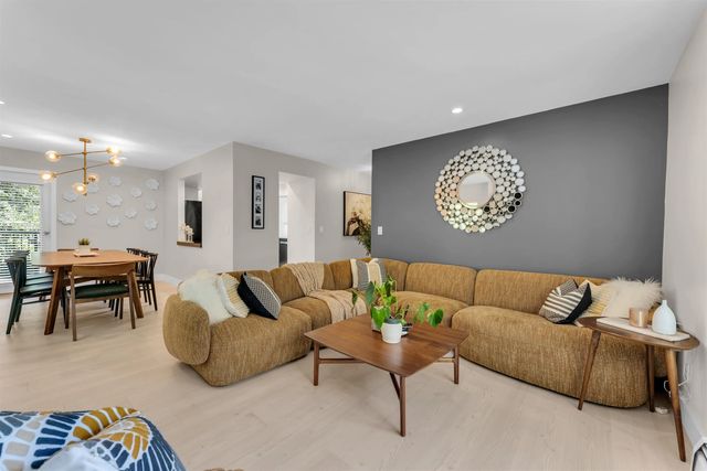 1140 Falcon Drive 10, Coquitlam