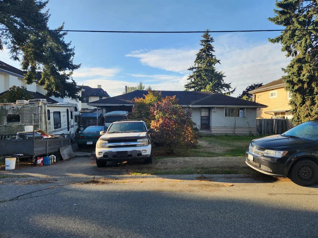 12310 78 Avenue, Surrey