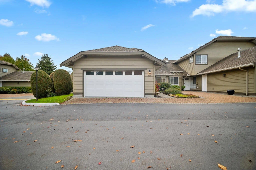 16275 15 Avenue 166, Surrey