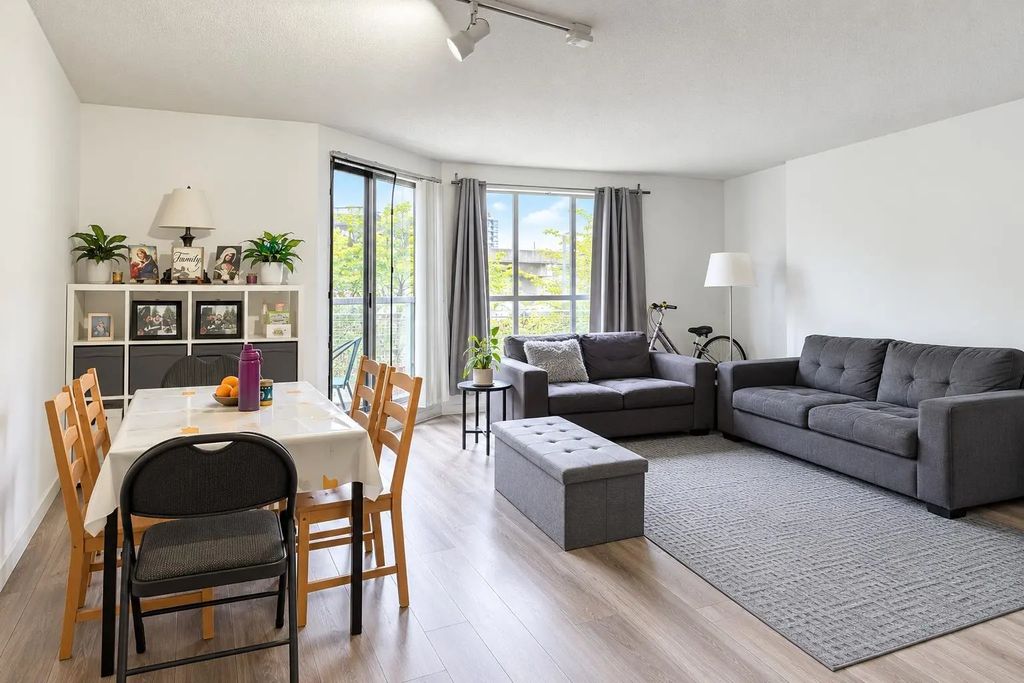 3455 Ascot Place 205, Vancouver