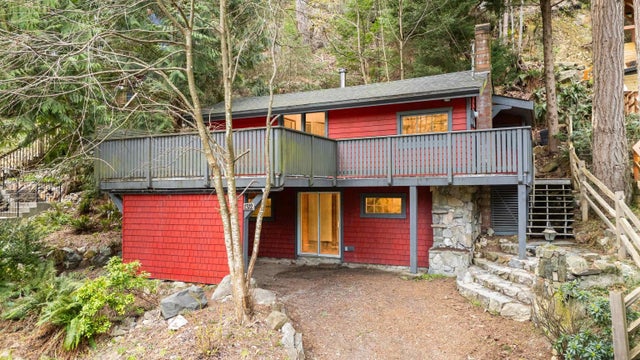 1312 Hillcrest Road, Bowen Island