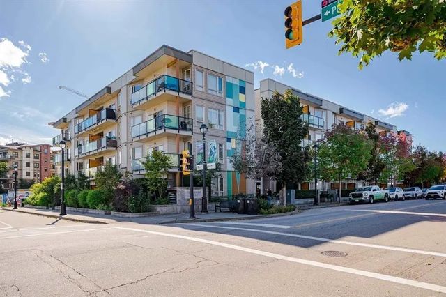 20460 Douglas Crescent 302, Langley