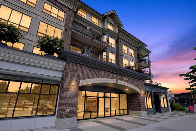 2493 Montrose Avenue 213, Abbotsford