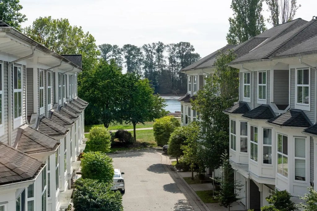 3058 E Kent Avenue South, Vancouver