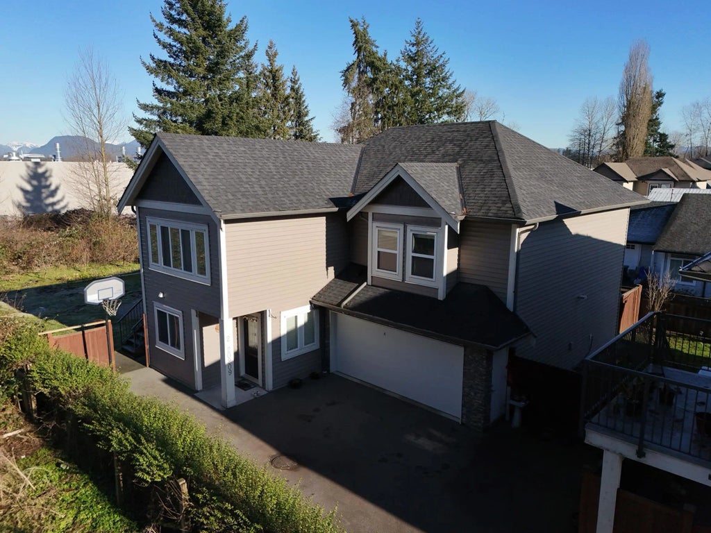 20209 98a Avenue 2, Langley