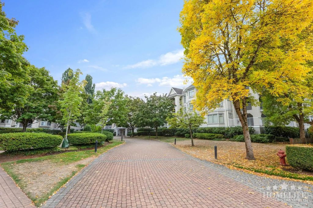 20894 57 Avenue 121, Langley