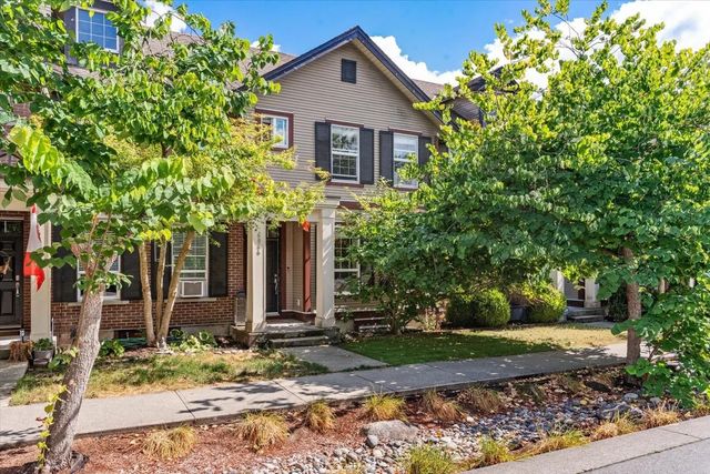 6944 208a Street, Langley