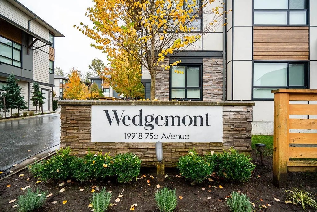 19918 75a Avenue 6, Langley