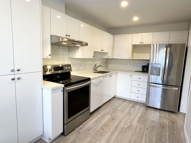 5875 Imperial Street 105, Burnaby