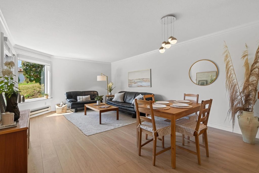 1350 Vidal Street 102, White Rock