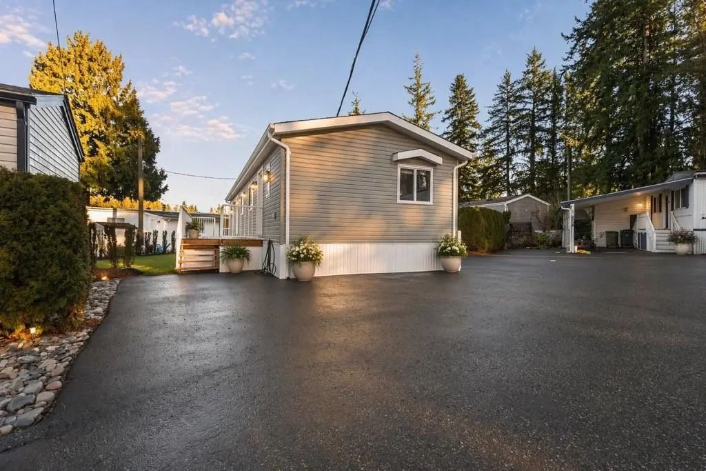 24330 Fraser Highway 19, Langley