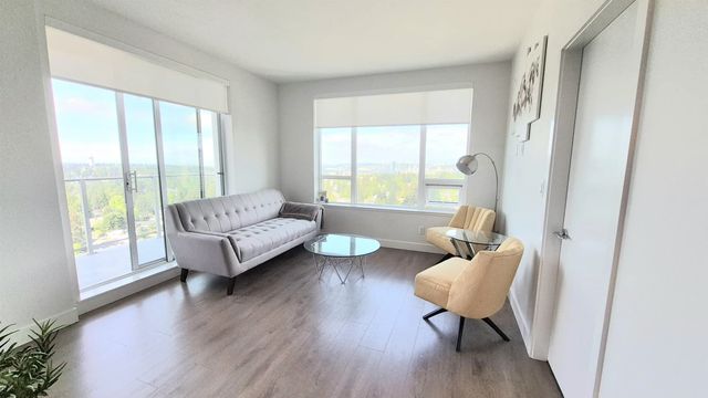 13359 Old Yale Road 2207, Surrey