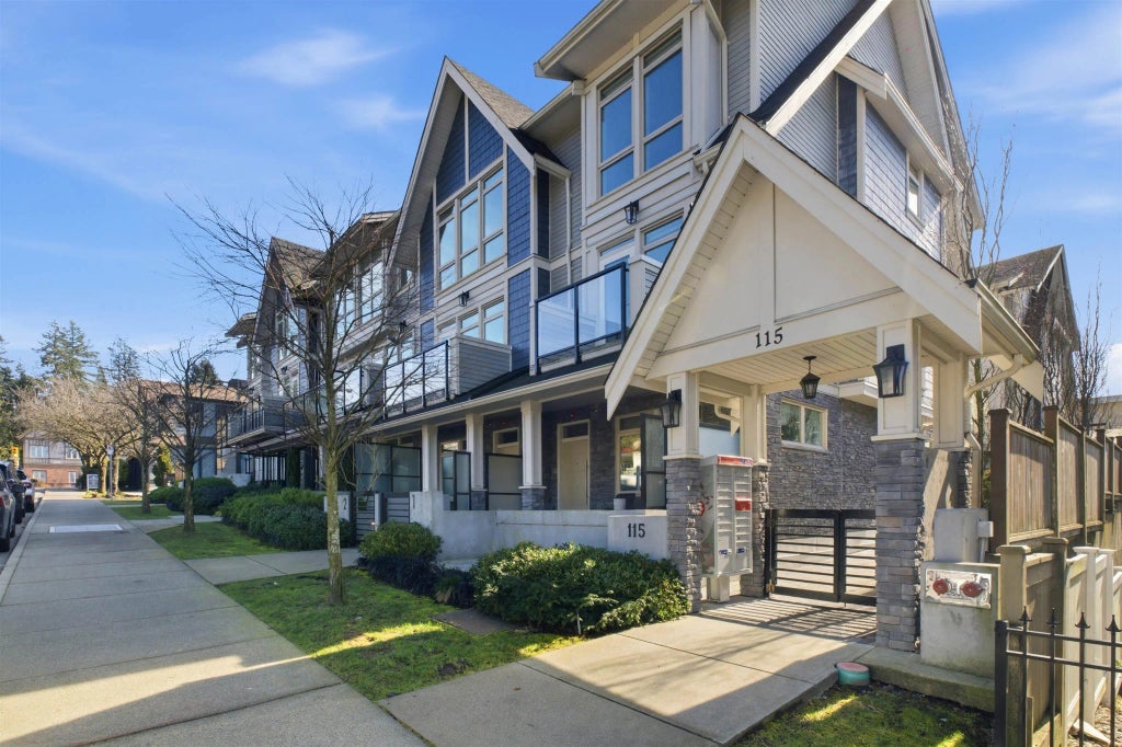 115 W Queens Road 1, North Vancouver