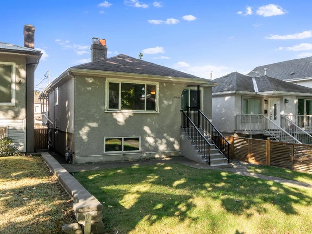 4833 Henry Street, Vancouver