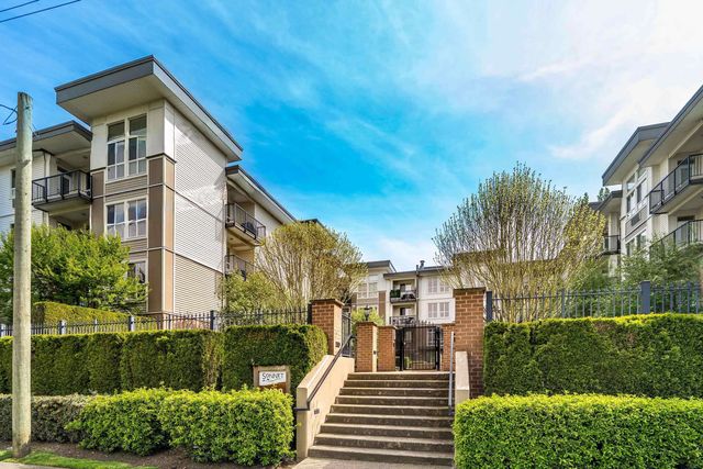 5430 201 Street 214, Langley