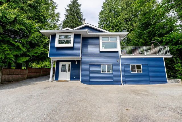 1221 Rochester Avenue, Coquitlam