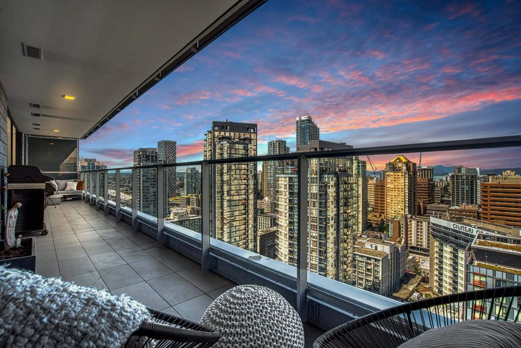 1111 Richards Street 2607, Vancouver