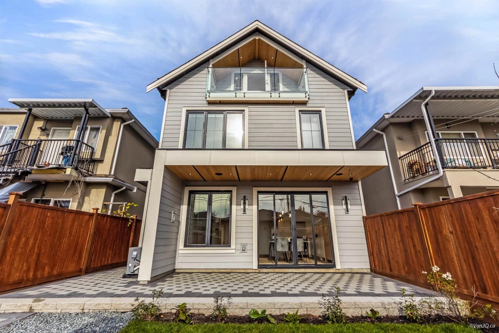 150 E 51 Avenue 2, Vancouver