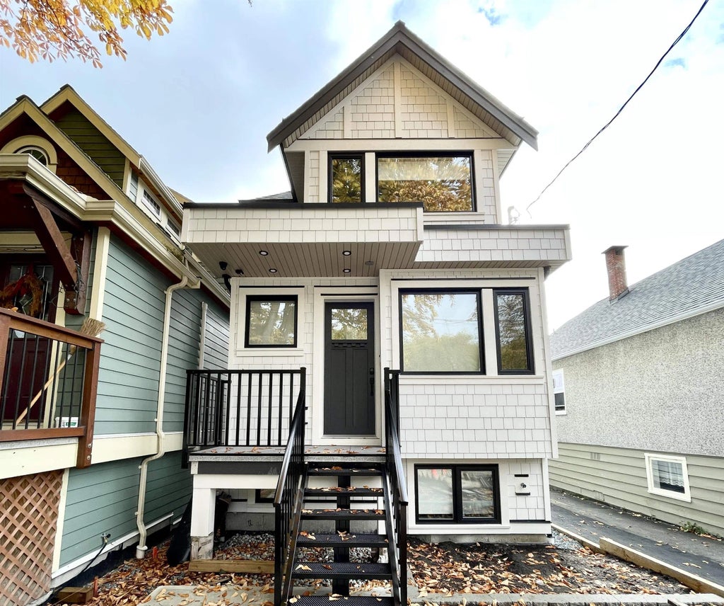 162 E 43rd Avenue, Vancouver