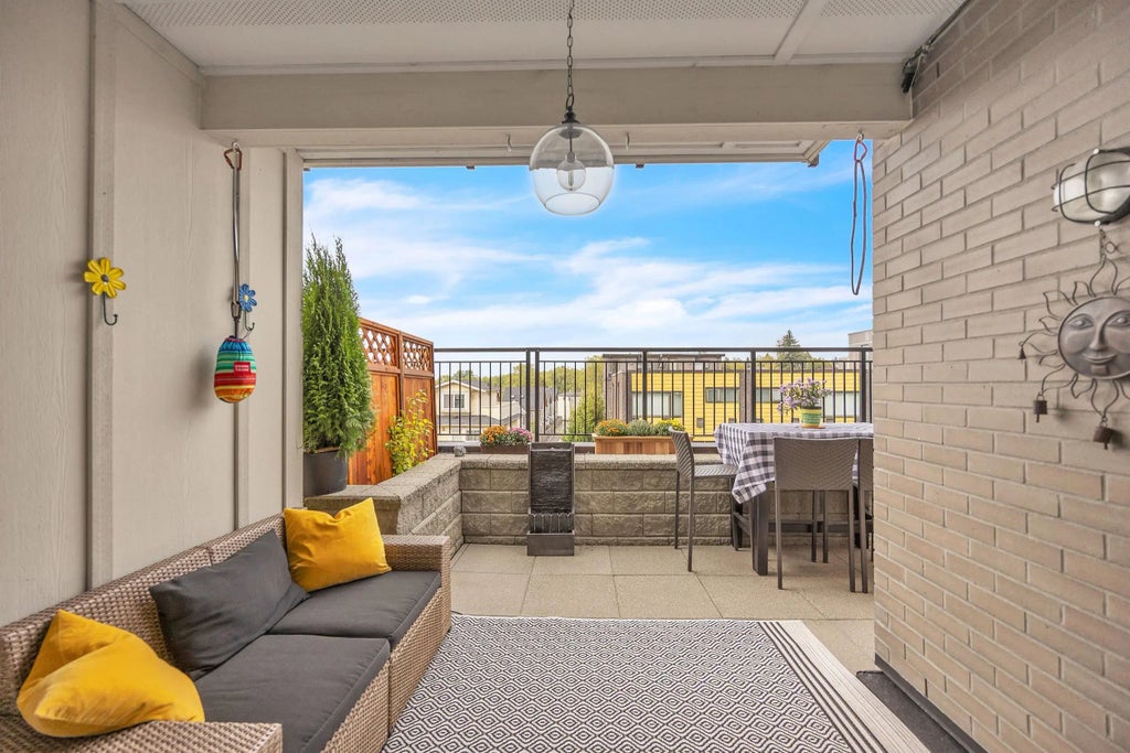 2239 Kingsway Boulevard 205, Vancouver