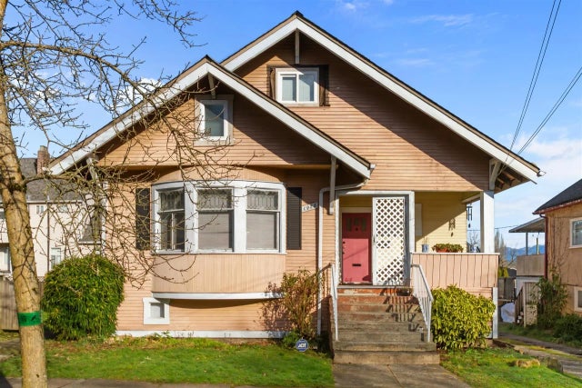 1925 Adanac Street, Vancouver