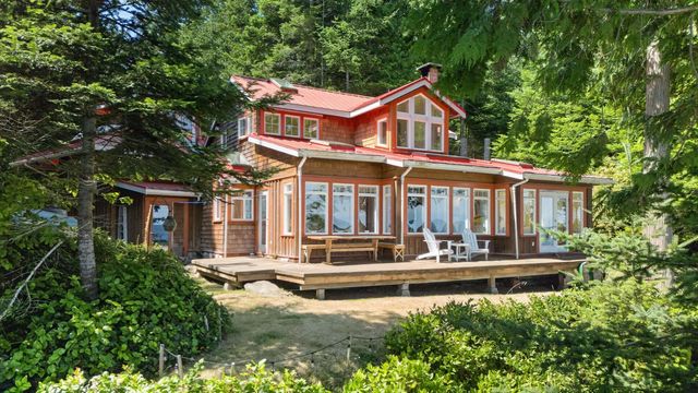 105 Island Park Drive, Galiano Island