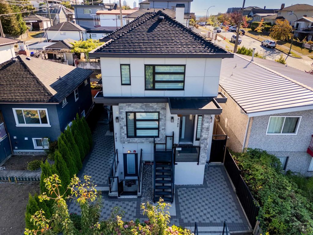 2178 Renfrew Street, Vancouver