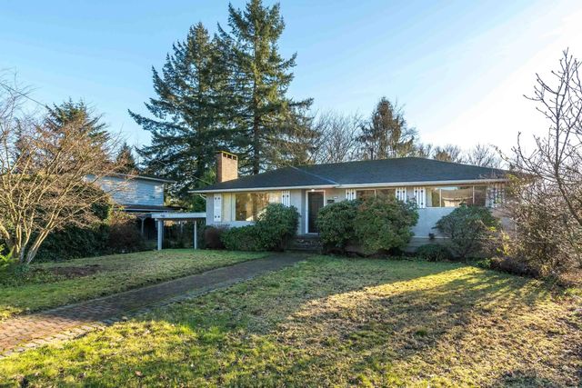 7046 Hillview Street, Burnaby