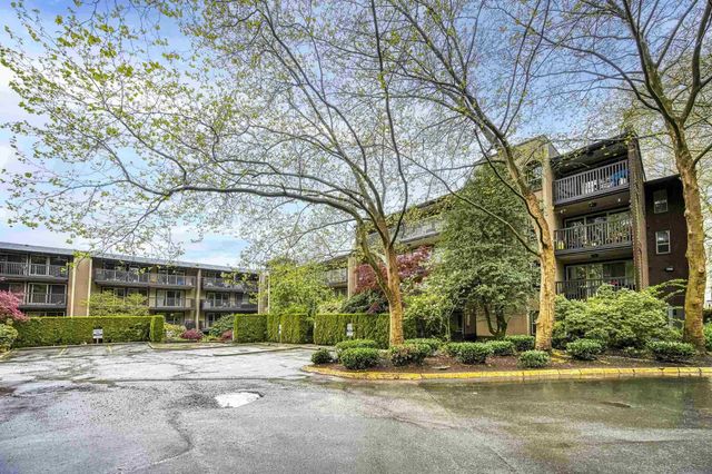 9847 Manchester Drive 118, Burnaby